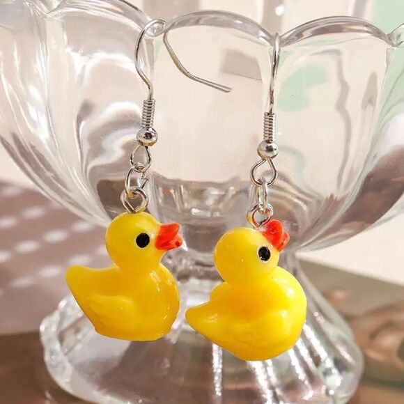 🆕Yellow Duck Charm Dangle Earrings - Picture 3 of 5